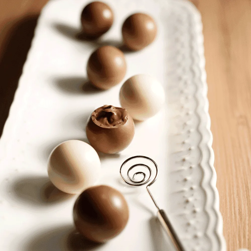 Caixa de Trufas laCreme ao Leite e Branco 160g - foto 2